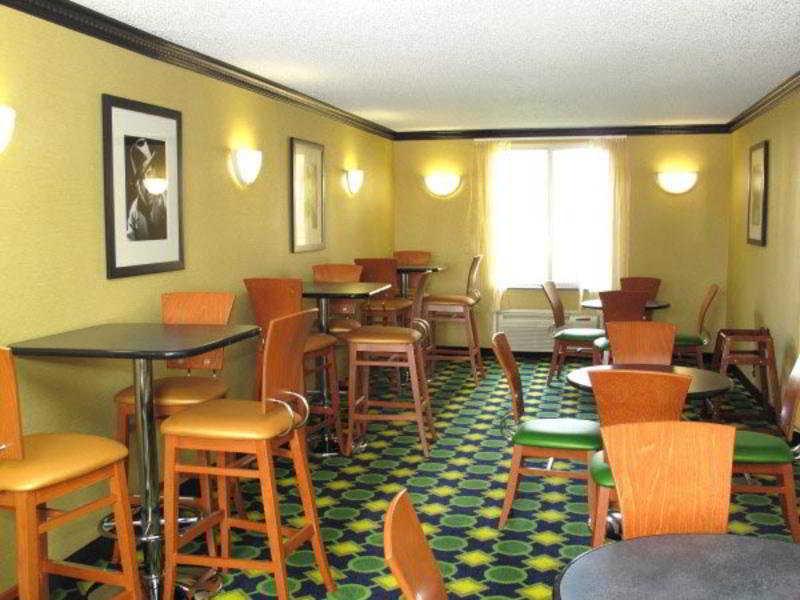 La Quinta Inn & Suites Tulsa Restaurant foto